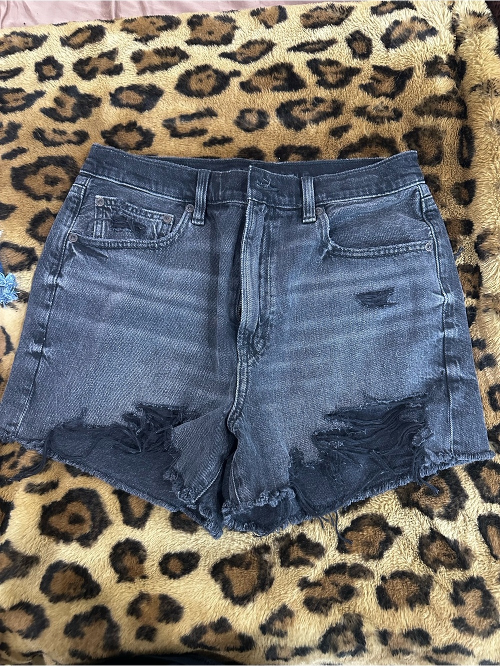 American Eagle Outfitters Highest Rise 90s Boyfriend Shorts